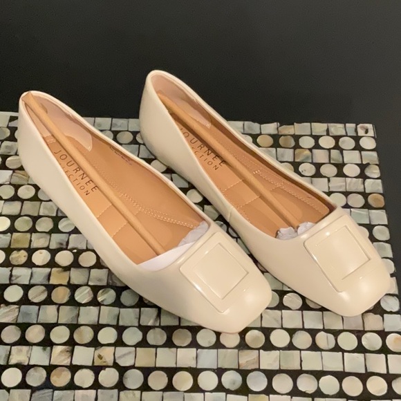 DELETES 4 GOOD MIDNIGHT TONIGHT JOURNEE Zimia Beige Flats Size 8 NIB - Picture 5 of 5